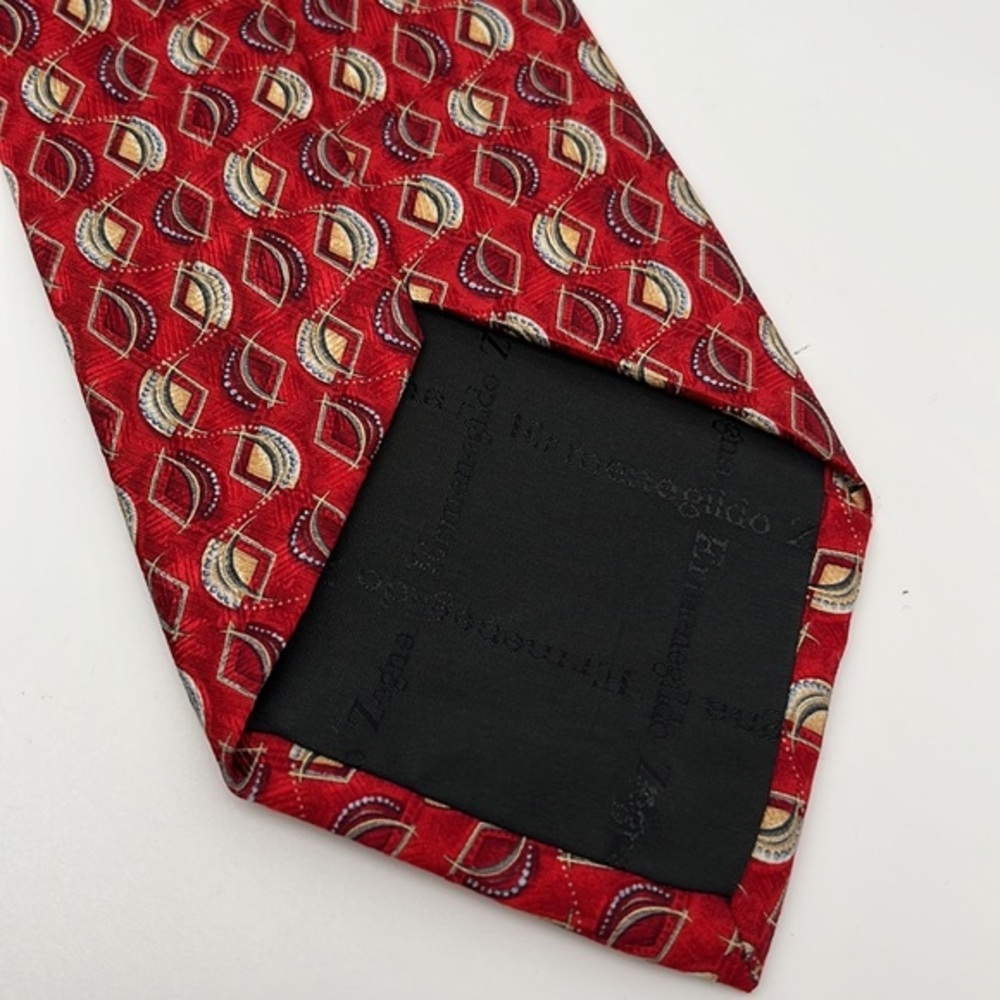 Ermenegildo Zegna Red Silk Tie Made in Italy - Picture 4 of 9